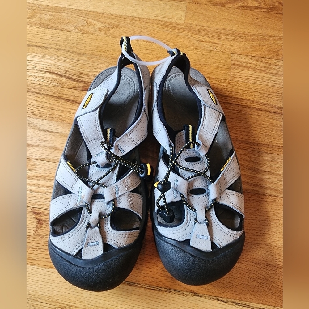 Keen Whisper Waterproof Leather Sandals Size 8 Light Blue Outdoors Active